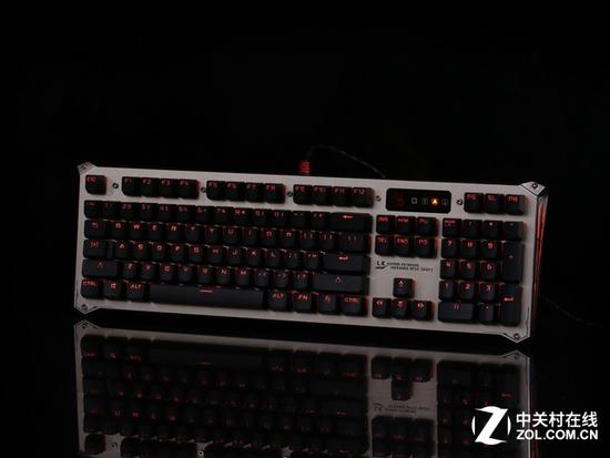 感受未来科技 十大品牌齐聚ZOL CJ展台