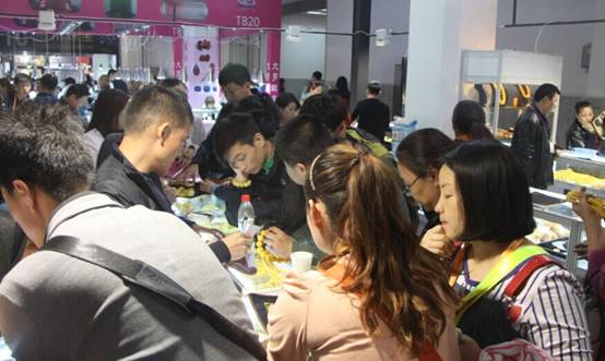 第六届山东文博会 珠宝玉石展区有亮点(图2) 第六届山东文博会 珠宝玉石展区有亮点(图2)