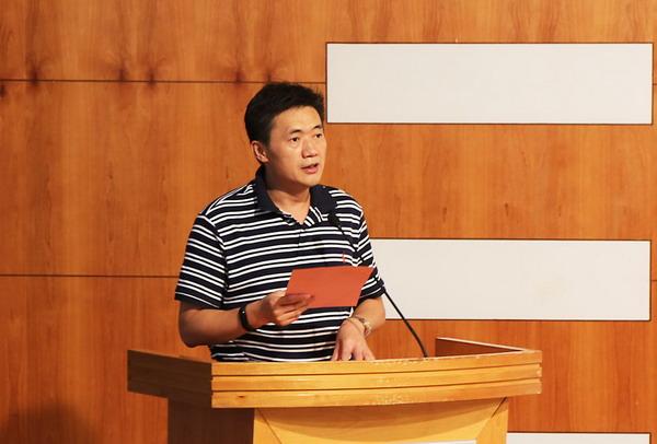 青岛国际家具展为会展师生颁发2016年度奖(图2)