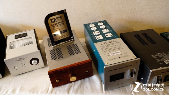 清逸伦携多款电源耳放亮相北京音响展