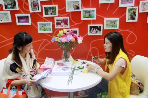 助力中国公益 小牛在线受邀参展第五届中国慈展会3
