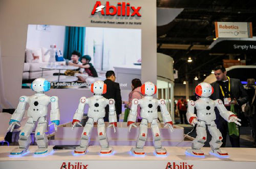 中国机器人闪亮柏林电子展 参与全球竞争(图2)